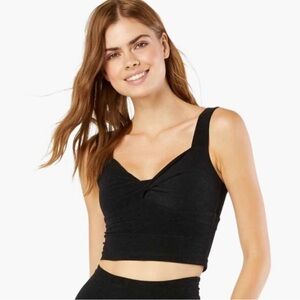 Beyond Yoga Twist front Cropped Tank Size Large